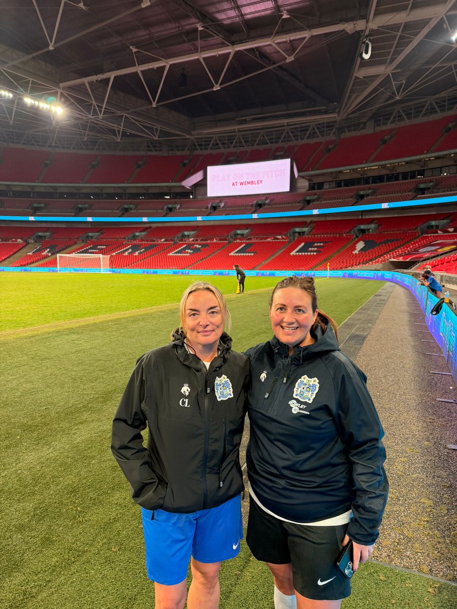 Bury Football Club tweet media