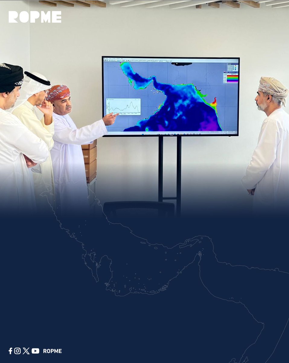 ROPME's tweet image. ROPME Executive Secretary visits the Marine and Fisheries Science Center in Oman 

The Executive Secretary of ROPME, Dr. Mohamed Dawoud Al-Ahmad, devoted a meeting with the Director General of Fisheries Research and his team at the Center which is following the Ministry of…
