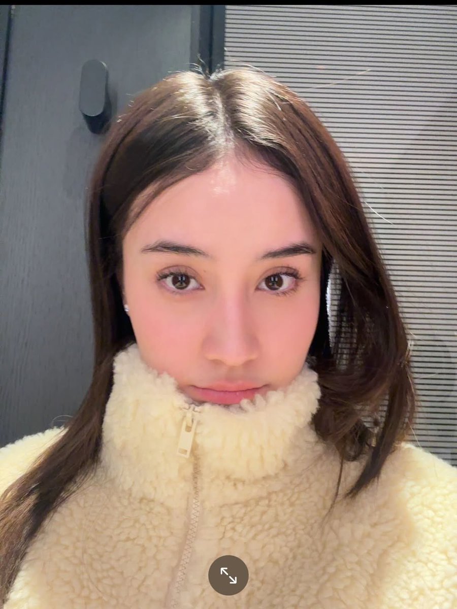imgrxcezy's tweet photo. ฉันรักเด้กฝรั่งหน้าดื้อตาแป๋วยิ้มหวานมาก มีใครเข้าใจฉันบ้าง 😭😭😭💔 https://t.co/s5UypW0OrJ