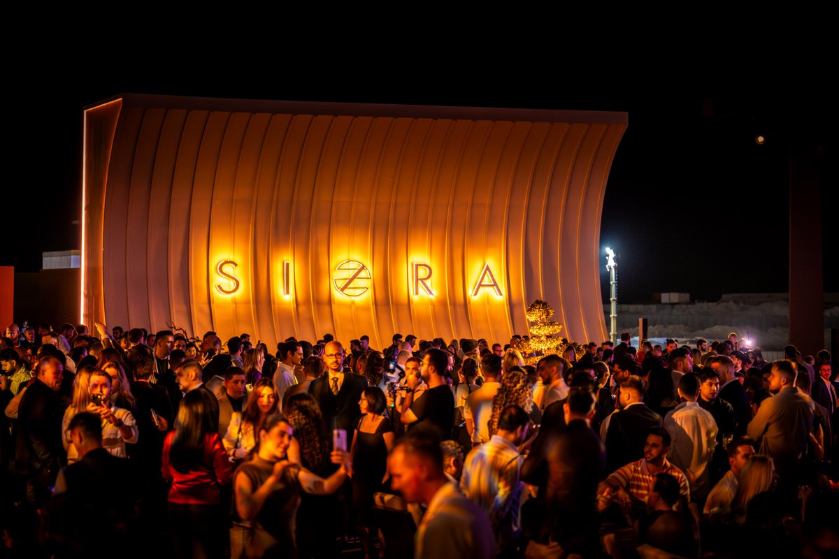 goldfishphoto's tweet image. We had the privilege of covering the grand launch of SIORA by @beyonddevelopments at Port Rashid Dubai.
#Siora #BeyondDevelopments #DubaiIslands #PortRashid #Omniyat #HQWS #goldfishdubai #eventsphotographyandvideo #goldfish #eventscoverage #launch #dubai #unitedarabemirates