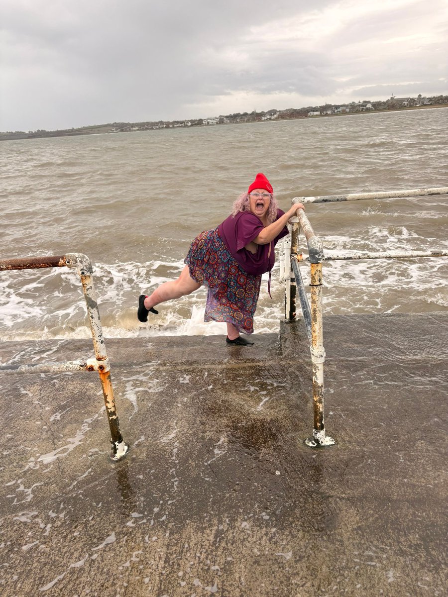 TeenaGates's tweet photo. For safety reasons, today’s #Dip7 for the @Irishheart_ie Heart Foundation was more of a shower than a dip! https://t.co/S1IcRiGPxh