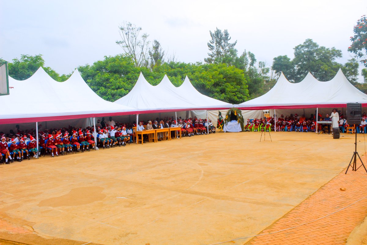 spis School tweet media