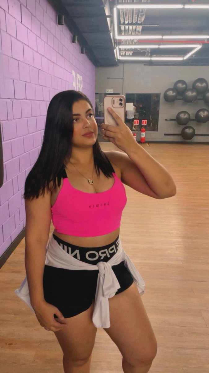 Rebeca__lima's tweet photo. Treino feito ✅
#treino  #academia https://t.co/qTiwHDDocR