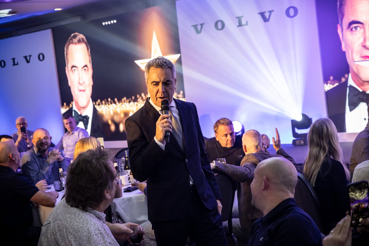 NMP Live tweet media