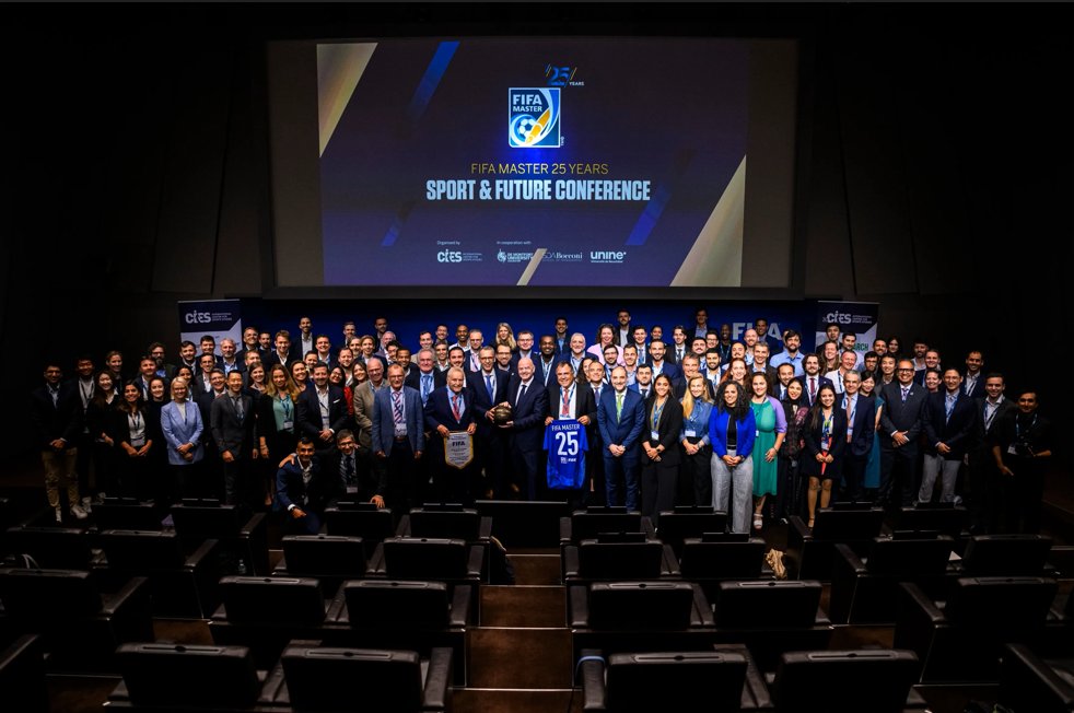 sportCIES's tweet photo. #TBT In September we celebrated the 2โฃ5โฃth anniversary of the FIFA Master ๐ Postgraduate course with a special conference ๐ผ and alumni gathering ๐จโ๐๐ฉโ๐ at the home of @FIFAcom in Zurich. โฝ๏ธ ๐จ๐ญ Learn more at this link ๐ https://t.co/pTPyeWNPOB #FIFAMaster #sportbusiness https://t.co/Zity1KkClK