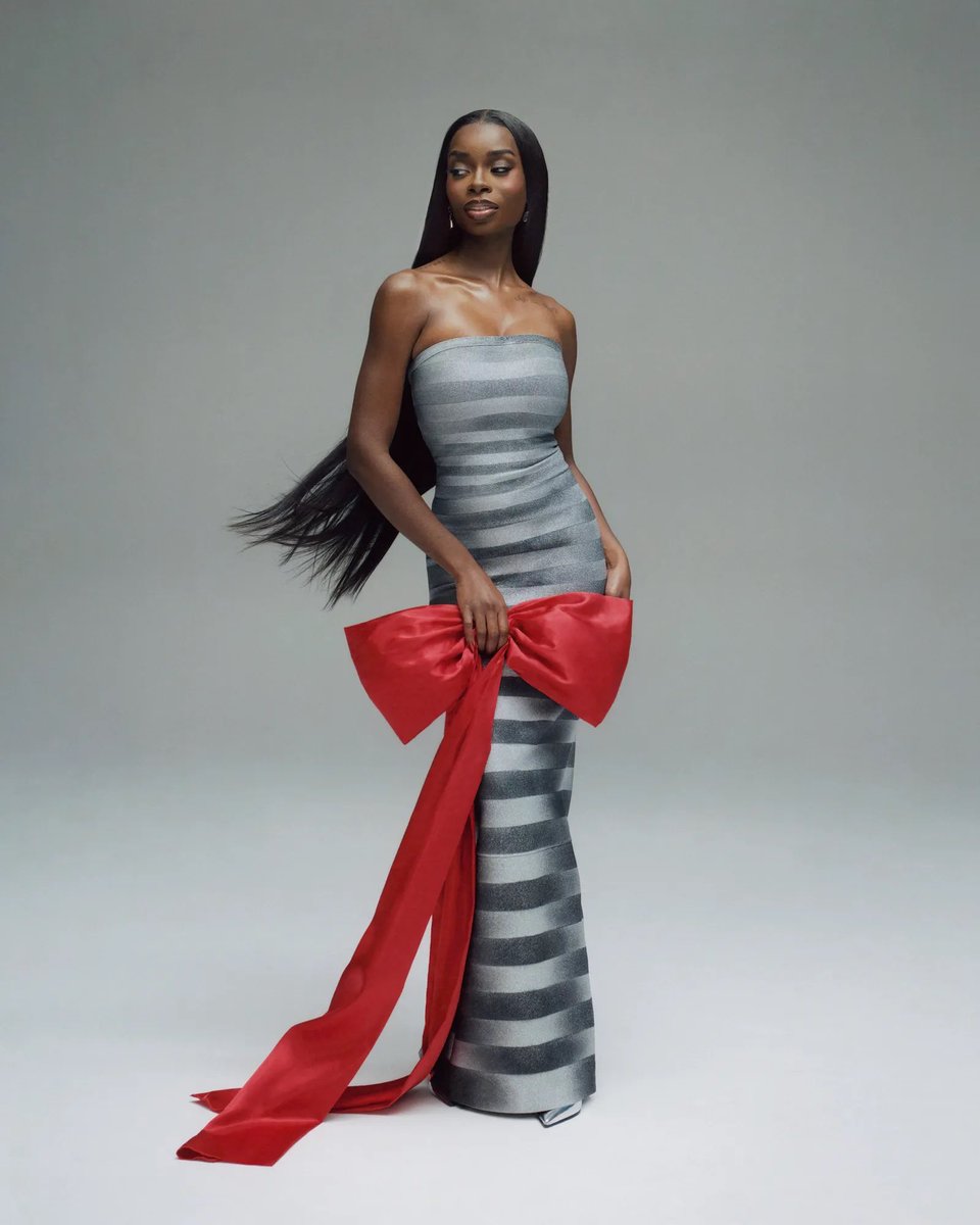 yvesaintfreak's tweet image. WOAH