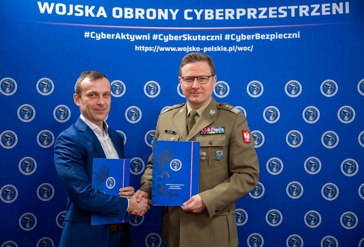 DataWalk tweet media