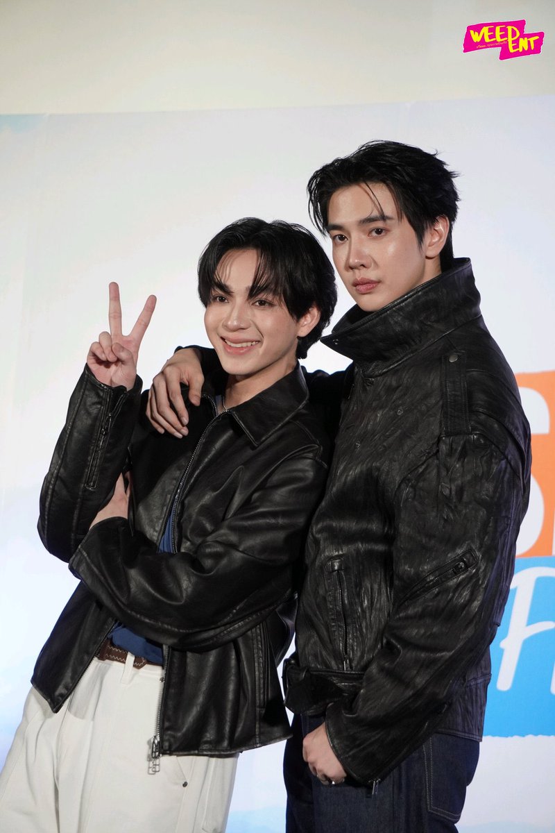 awstbbas's tweet image. ตอนนั้นกับตอนนี้ ถามว่าความขี้หวงเคยลดลงไหม ก็ไม่!

#โจฮันนอร์ธ
#แม็กกี้บาส #maxkybas