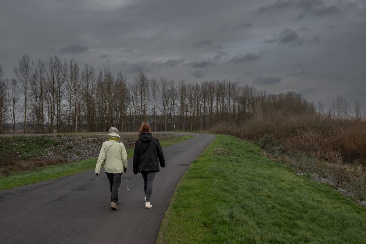 MWezemael's tweet photo. #vrtweer #weerfoto #Kastel 10u40 #RunningBlind #Buddy #wolken #nikonphototgraphy #weatherphotography https://t.co/kJX8m9MkyX