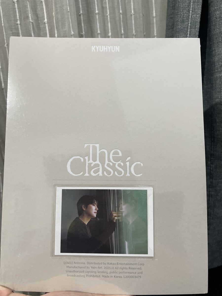Side_Questco's tweet photo. Hi, WTS aku ada lebih stock

Kyuhyun The Classic - scrapbook ver 
Price : 384k 
Last stock
Ready Ina

📍Jaktim

Shopee/tokped (kena biaya admin 7,5%)
Bisa split pay

Kalau ada yg minat boleh dm

#SUPERJUNIOR #KYUHYUN #WTS https://t.co/68B0Alw8Ra
