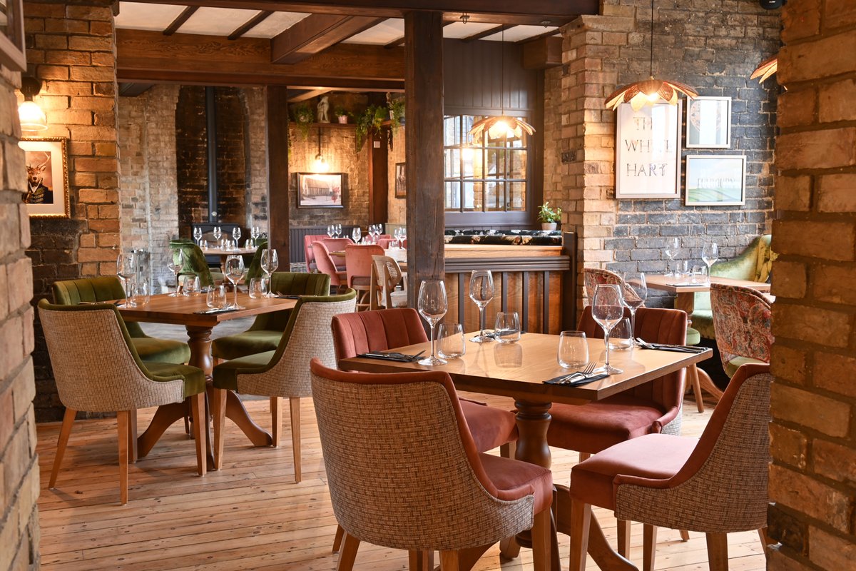 Run a Pub with Greene King tweet media