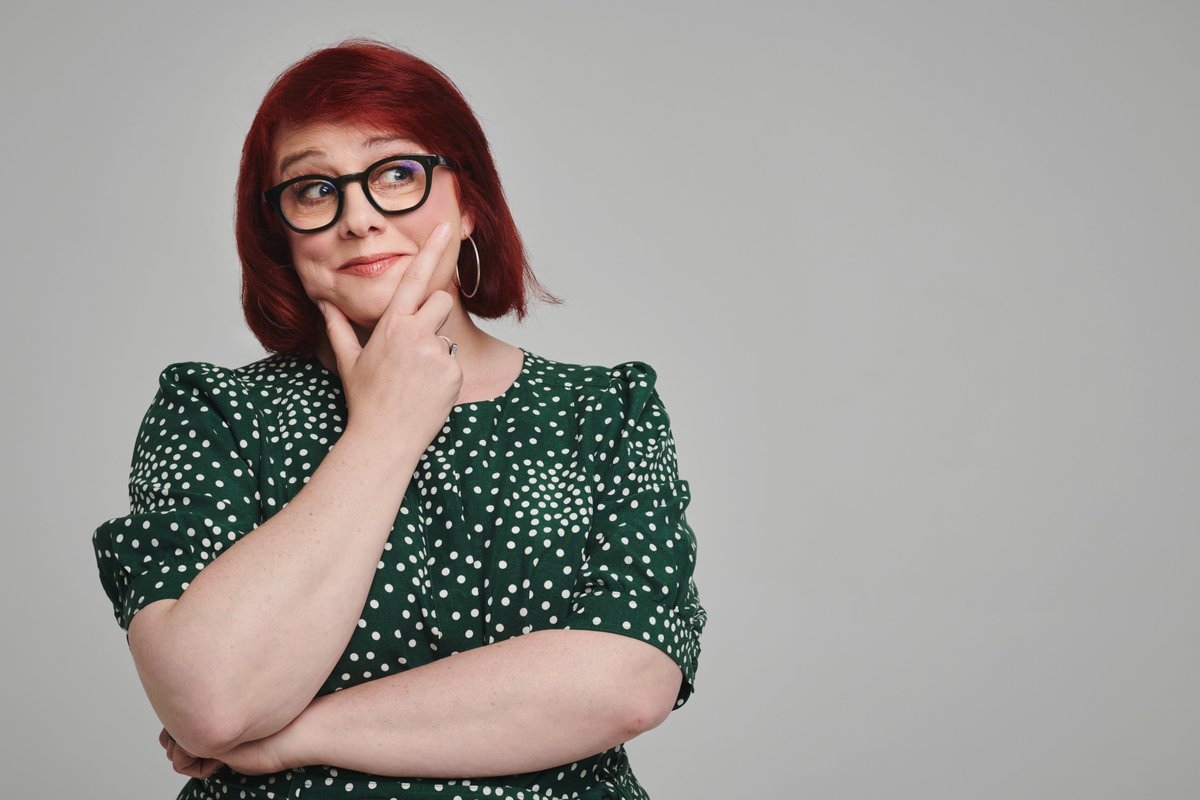 toniearlybird's tweet photo. From 2pm on @BBCRadioStoke, @BBCShropshire &amp; @bbchw: training teachers to spot and tackle misogyny; doctors' strike; stem cell donor joy; #SPOTY; #BBCUpload and #Introducing; and special guest, comedian Angela Barnes. https://t.co/hvMAwxgZHu