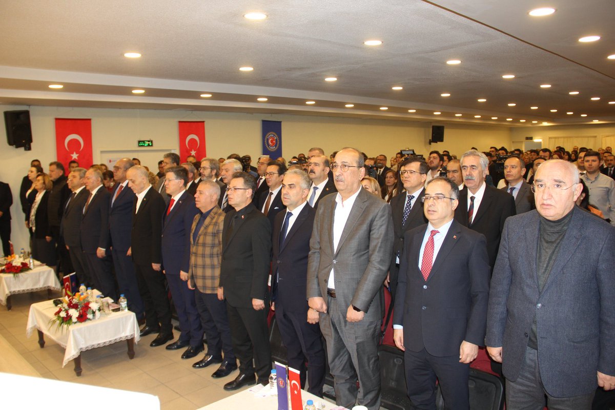 Çalışma Hukuku Buluşmaları – 2025/II” Sempozyumu Düzenlendi

TÜRK-İŞ Genel Merkezi’nde düzenlenen “Çalışma Hukuku Buluşmaları – 2025/II” sempozyumuna katıldık.
Sempozyum çalışma hayatının güncel sorunlarını ve çözüm önerilerini ele almak üzere geniş bir katılımla