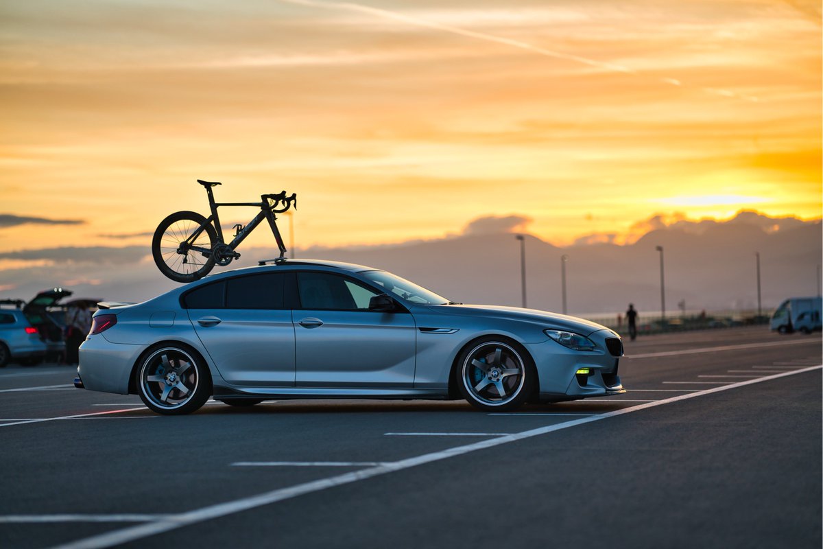 関東のレースの中でもずば抜けて大好きなレース😌
レース自体も楽しいしあの雰囲気も大好きなレース❤️‍🔥
絶対みんな1度は行った方がいい！
レース出る出ない関係なしに
美味しいご飯もあるし😌
写真映もするし🤩
 #大磯クリテリウム 
 #写真で大磯の良さを伝えよう