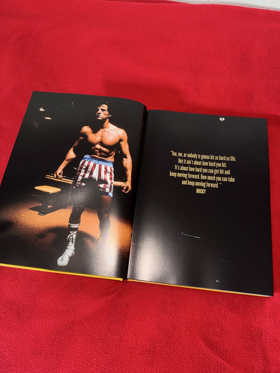 TodoStallone's tweet photo. Libro de Rocky por #Taschen https://t.co/m1G4gKdz3J