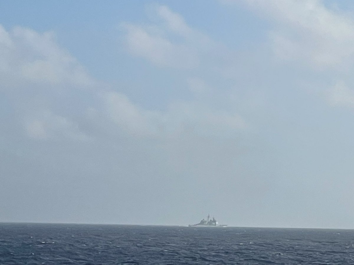 James15884557's tweet photo. 中共的軍艦🚢
⬇️⬇️⬇️⬇️⬇️⬇️⬇️
『巡航演習過程中，當Officer強調Enemy Chinese的時候我又不得不舉手打斷發言且重申CCP≠China，CCP≠Chinese，卻沒想到竟然贏得了周圍的掌聲👏⋯很懵圈😳』
🤔也許只有真正歷經過戰場洗禮後的人的心態才會有點點的不同卻又難以描述🤔 https://t.co/uRO4BtijSg