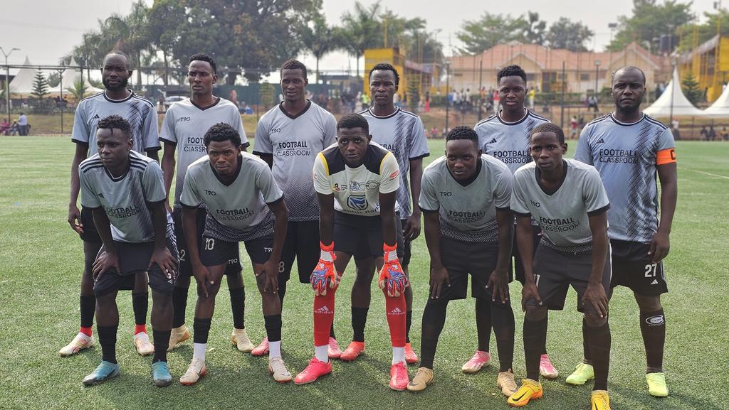 Footballclass20's tweet image. HALF-TIME| Football Classroom 2-0 Red Ants 

The first period comes to an end. We are two up but still hungry for more 💪🏽

#FCRRAT | #FootballClassroom