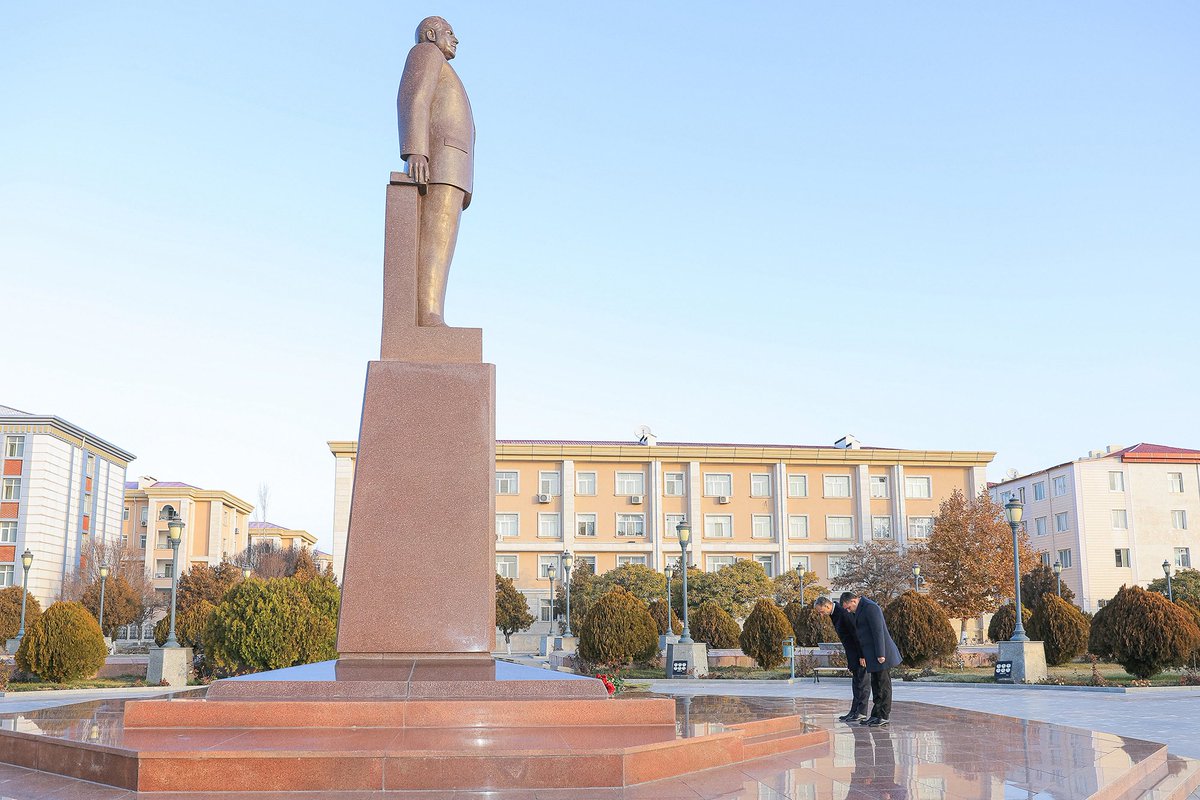 MDDTAzerbaijan's tweet photo. #Rəqəmsal inkişaf və #nəqliyyat naziri Rəşad Nəbiyev (@RashadNNabiyev) 18 dekabr tarixində Naxçıvanda #Babək, #Culfa, #Kəngərli, #Ordubad, #Sədərək, #Şahbuz, #Şərur rayonlarının və #Naxçıvan şəhərinin sakinlərini qəbul edib.
Vətəndaşların nəqliyyat, #telekommunikasiya və #poçt xidmətləri ilə bağlı müraciətlərinə baxılıb. Göstərilən məsələlərin bir hissəsi yerində öz müsbət həllini tapıb. Digər qisminin araşdırılması ilə bağlı Nazirliyin müvafiq qurumlarına tapşırıqlar verilib.
#RİNN #VətəndaşQəbulu