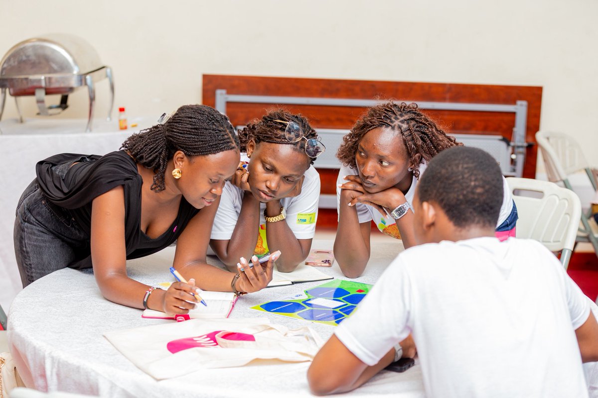 AlasoPatience's tweet photo. IPinaBox. Can such a complex topic really fit into a tiny box?

I’m thrilled to be a pioneer trainee in the very first #IPinaBox cohort, not only in Uganda but across Africa. @ursbhq launched the #IPinaBox Game and Pitching Challenge: an initiative by @WIPO  #gamification https://t.co/yhf81cvIOr