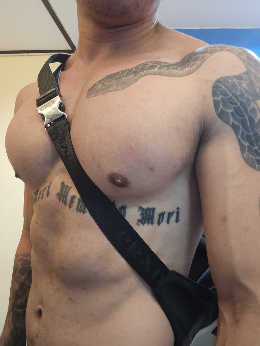Seanz tweet media