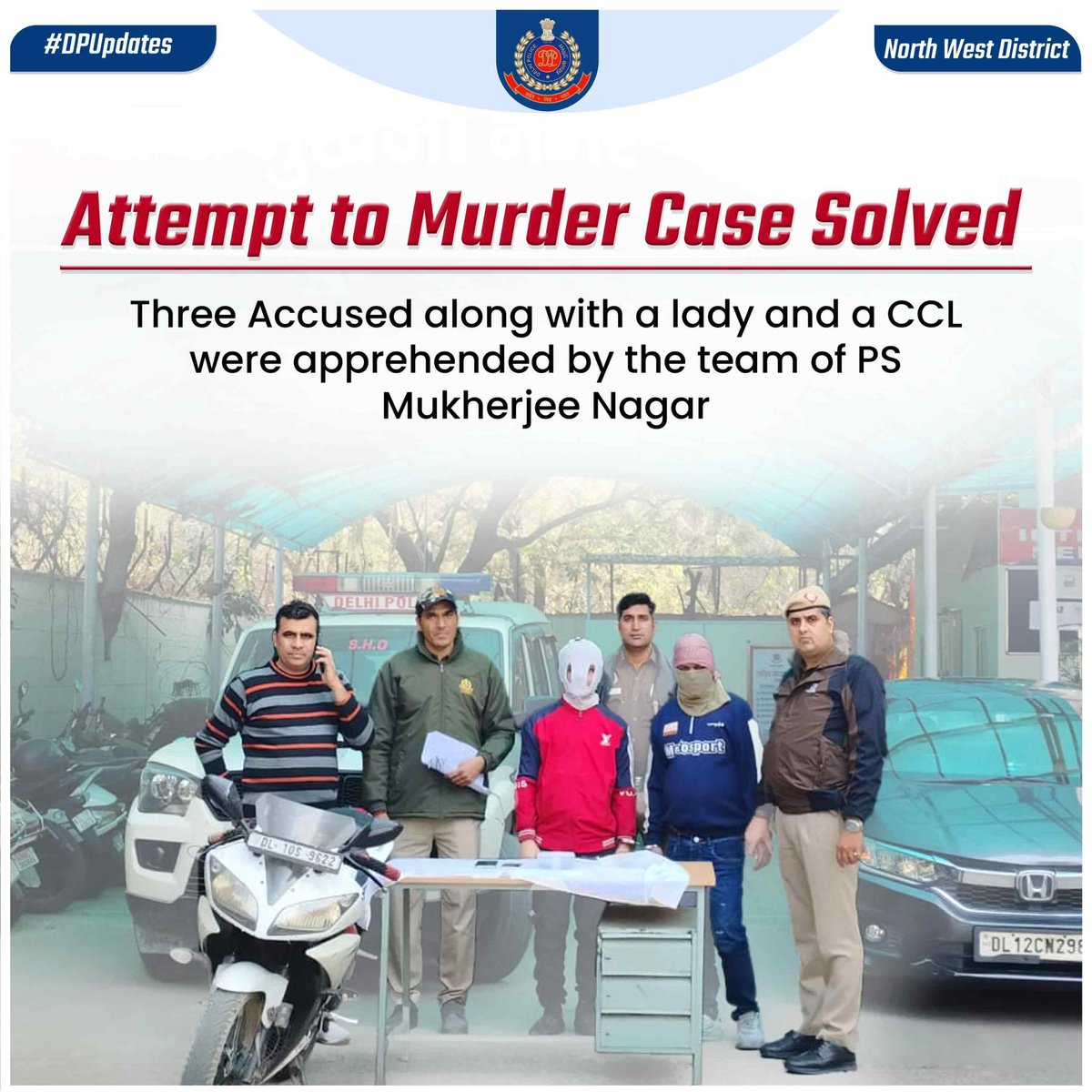 🌟*ATTEMPT TO MURDER CASE SOLVED, PS MUKHERJEE NAGAR*

👉🏻The team of PS Mukherjee Nagar successfully solved an attempt to murder case with the arrest of 03 accused persons along with a lady and a CCL, following swift and effective police action.

#DPUpdates🇮🇳

<a href="/CPDelhi/">CP Delhi #DilKiPolice</a>