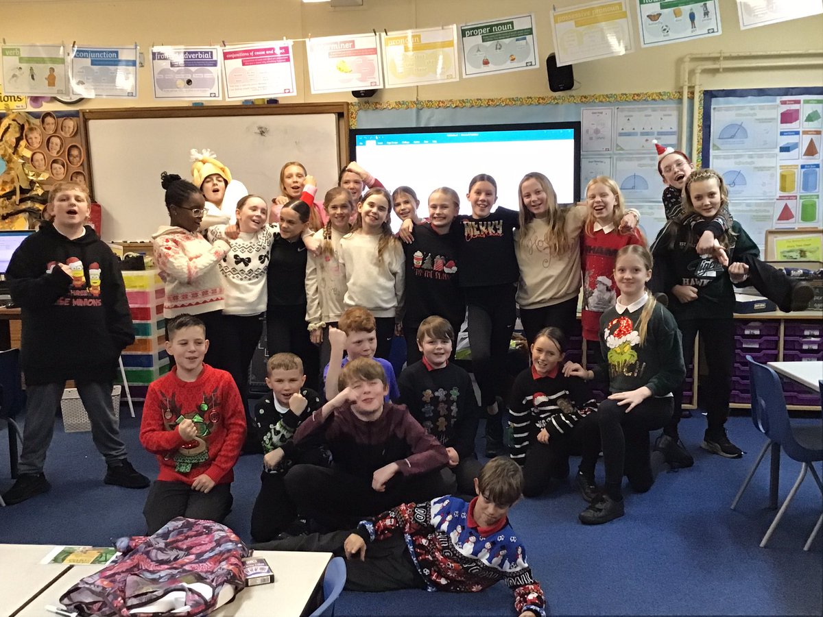 Merry Christmas from Year 6  🎅