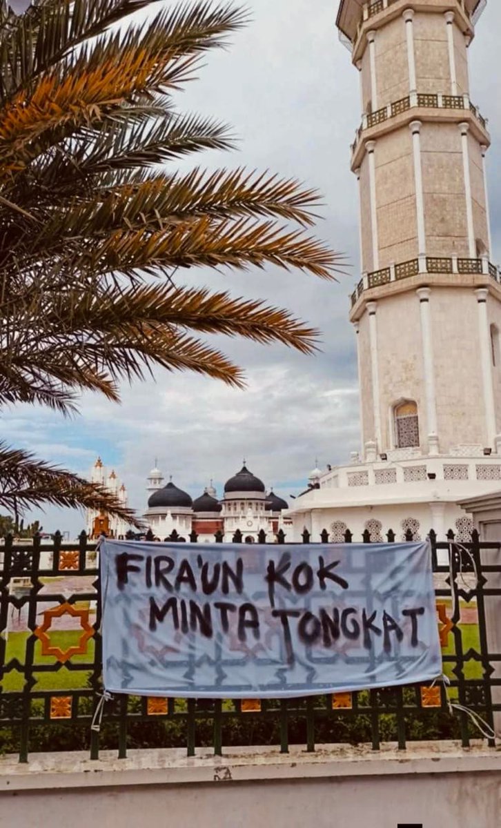 MurtadhaOne1's tweet image. 😅