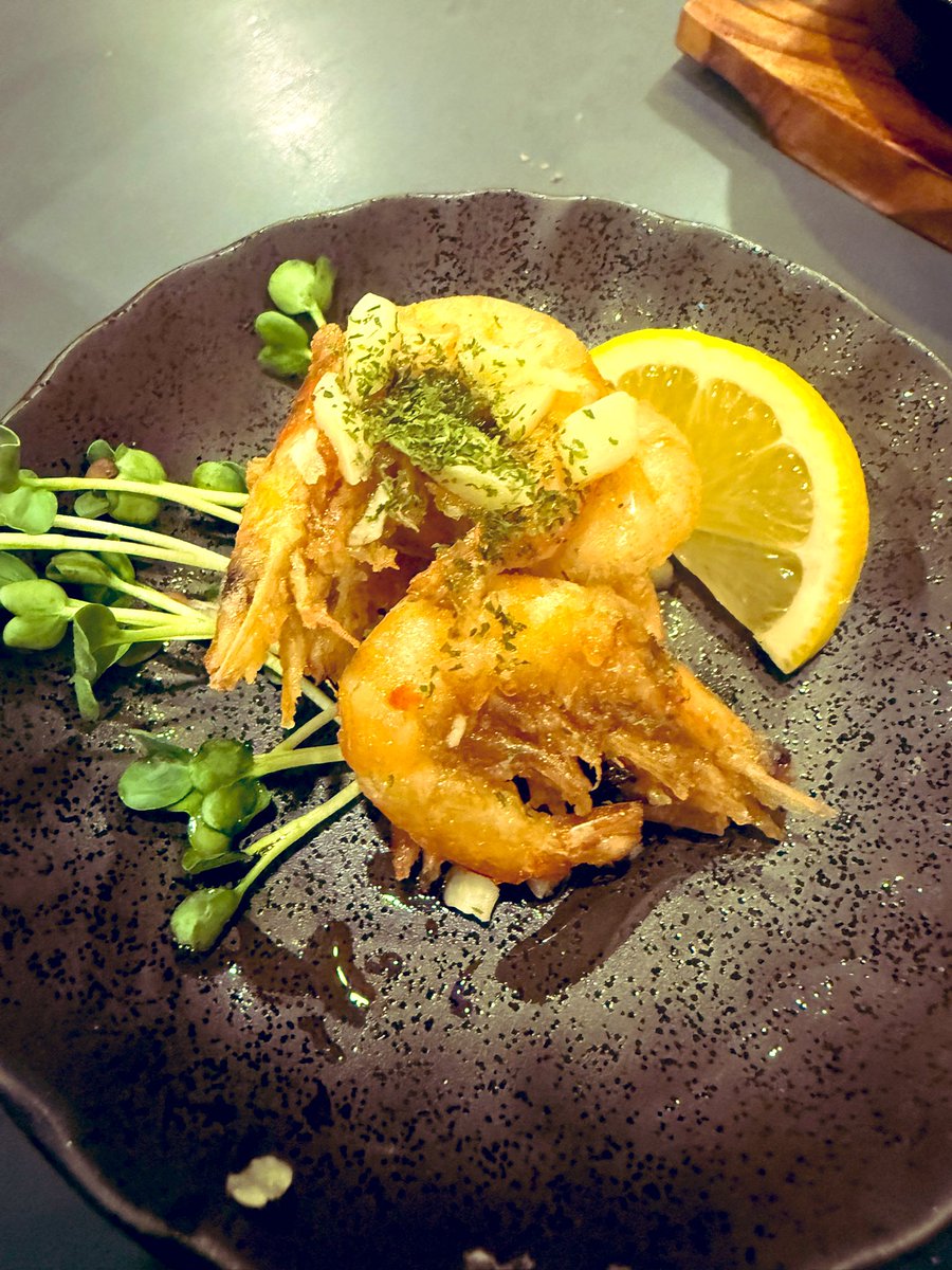 かひろ tweet media