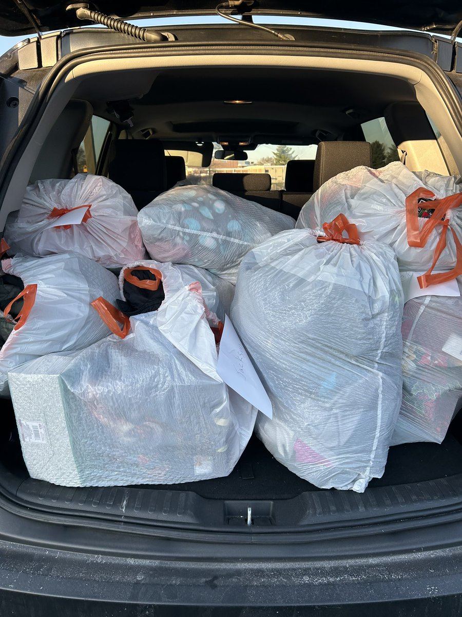 Lindsay Dankmyer tweet media