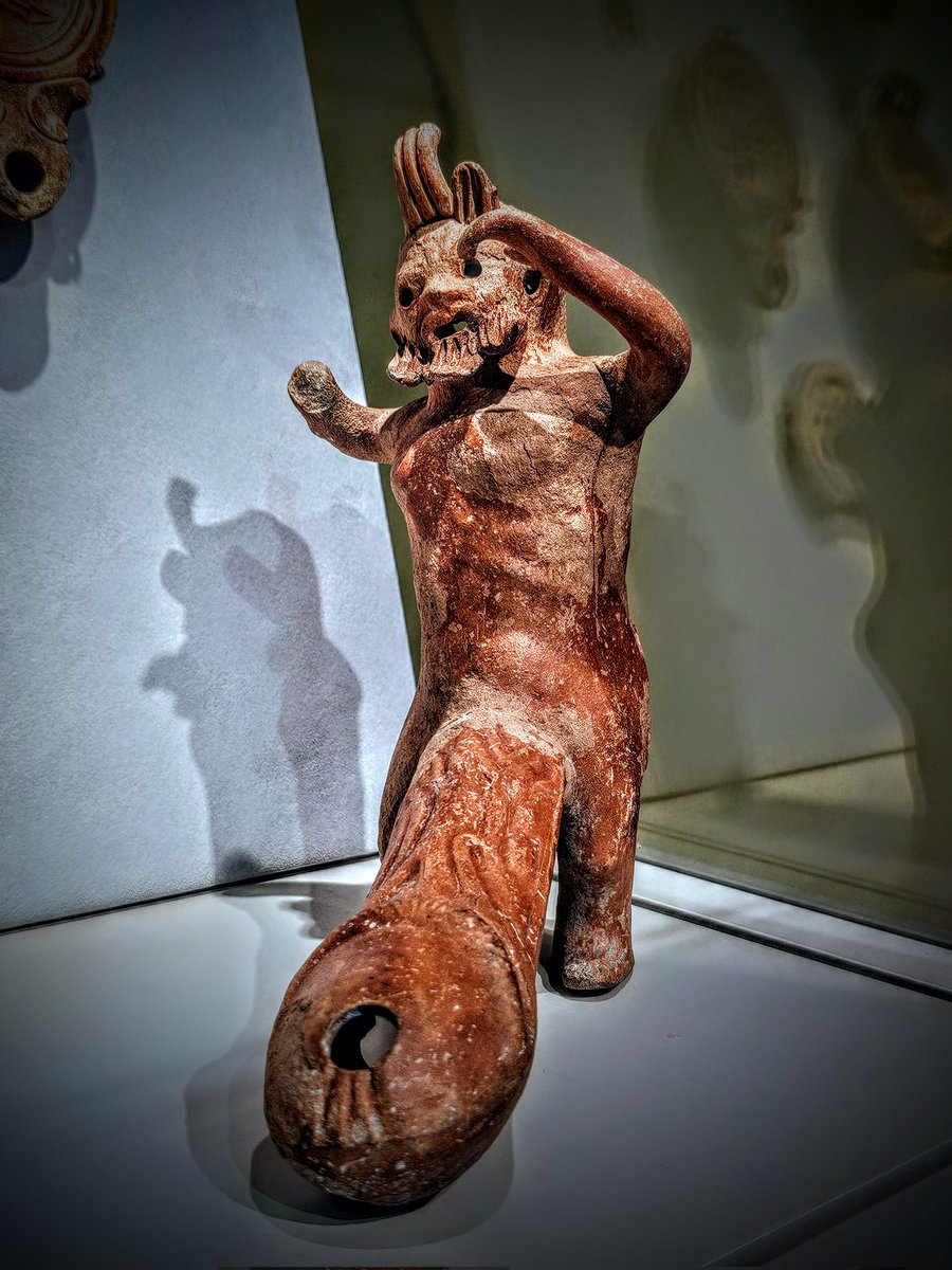 antinousgaygod's tweet image. 🪷 #PhallusThursday: A saucy #Satyr with a profound protuberance dances (or tries to dance) in the Berlin #AltesMuseum's appropriately named Schatzkammer (Treasure Chamber). @TraffordLj 🪷