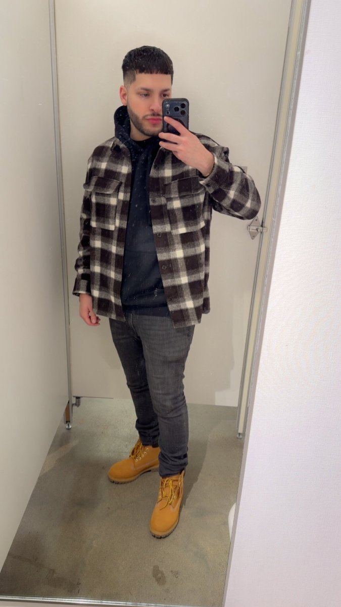 Julio Mendoza tweet media