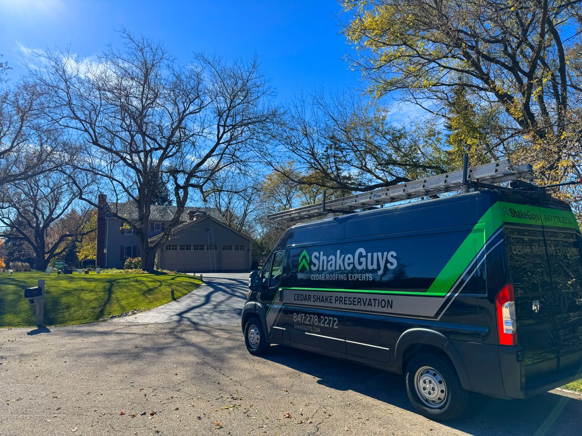 REPAIR, PRESERVE OR REPLACE. ✅
Simplify Your Cedar Shake Roof Care with Shake Guys. 🏆

Take a look at this Repair &amp; Preservation Project the Shake Guys Team did in Lake Barrington! 🏡

Learn More>> shakeguys.com/cedar-roof-car…

#ShakeGuys #roofing #homeimprovements #TLC #Didyouknow