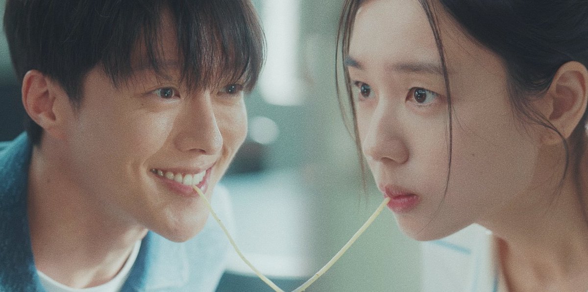 lovethisdrama's tweet photo. 좋아 죽으면서 헤어지긴 뭘 헤어져 진짜 웃기는 사람들이야 https://t.co/iLCPfkIrwt