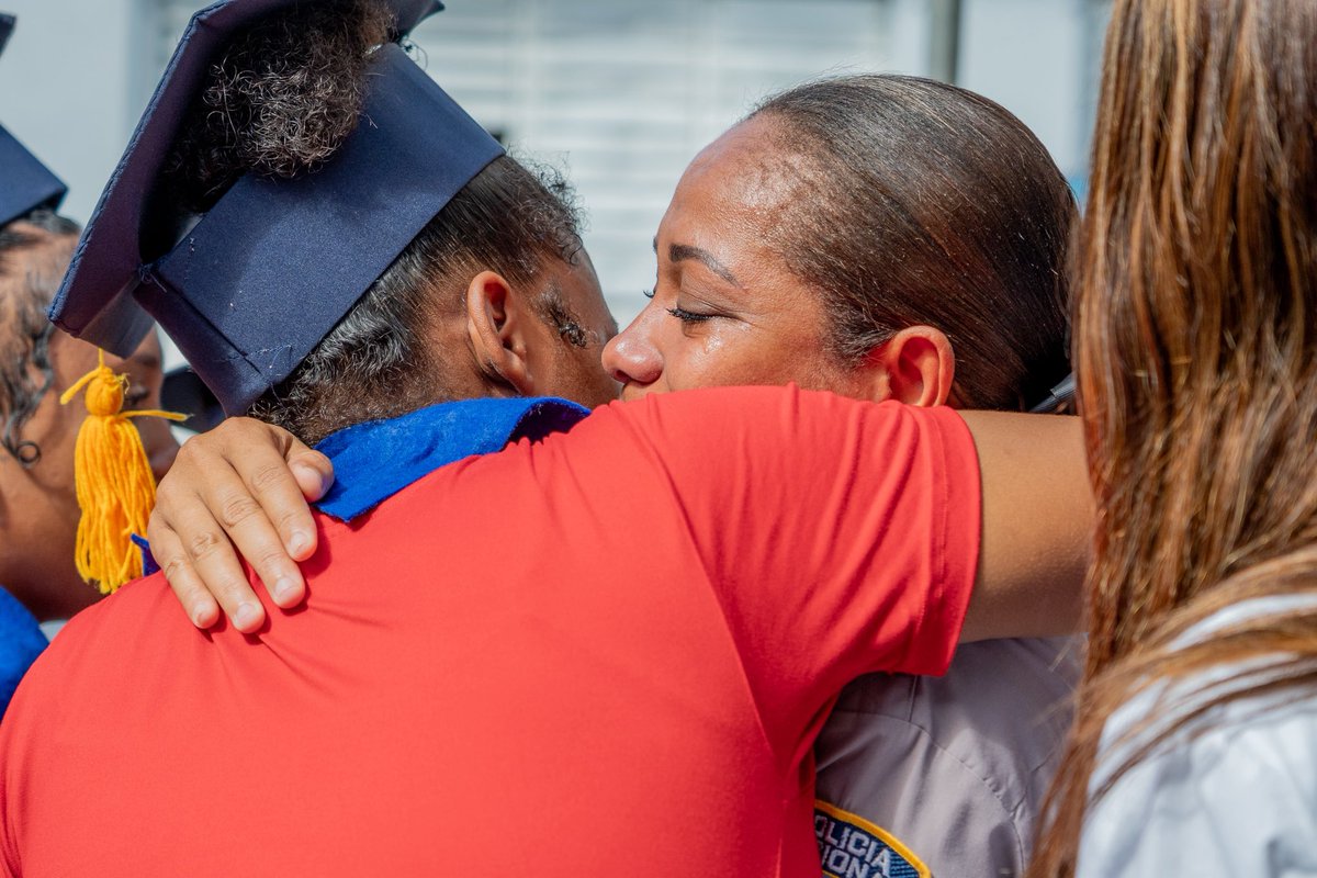 Dirección de Servicios Penitenciarios y C. tweet media
