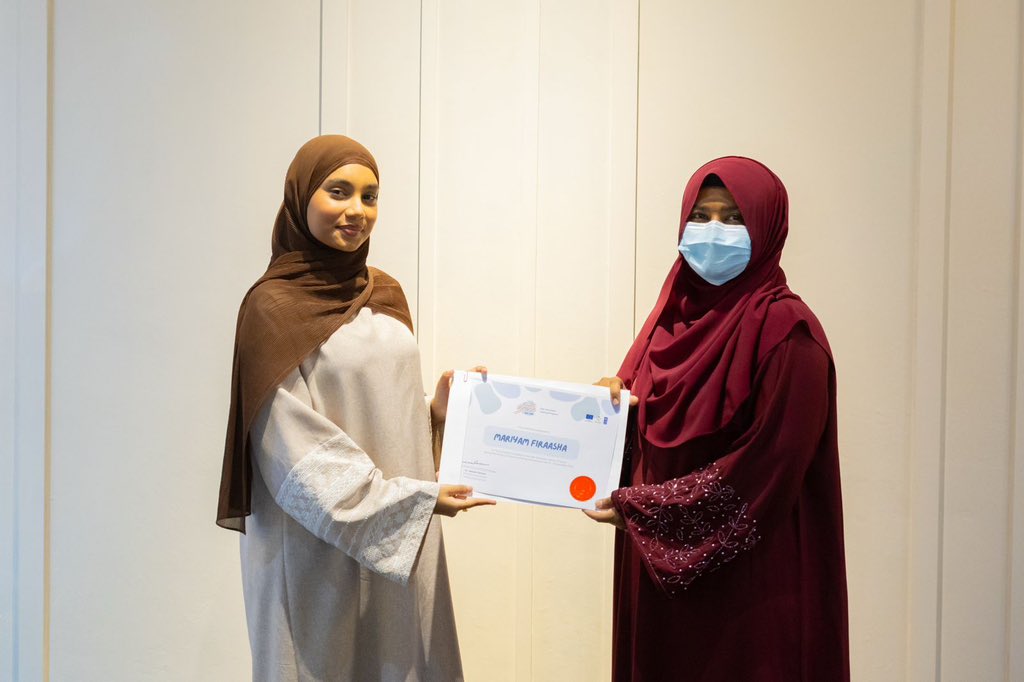 MSFDmv's tweet photo. In collaboration with UNDP Maldives, and with support from the EU Maldives through the #AIMproject, “Eku Ekee” Youth Peer Education Training has successfully been conducted for college students.
This programme equips young participants with the knowledge and skills needed to raise awareness and strengthen prevention efforts against gender-based violence (GBV) and domestic violence (DV).
@EU_Maldives
@UNDPMaldives
@VillaCollegeMv