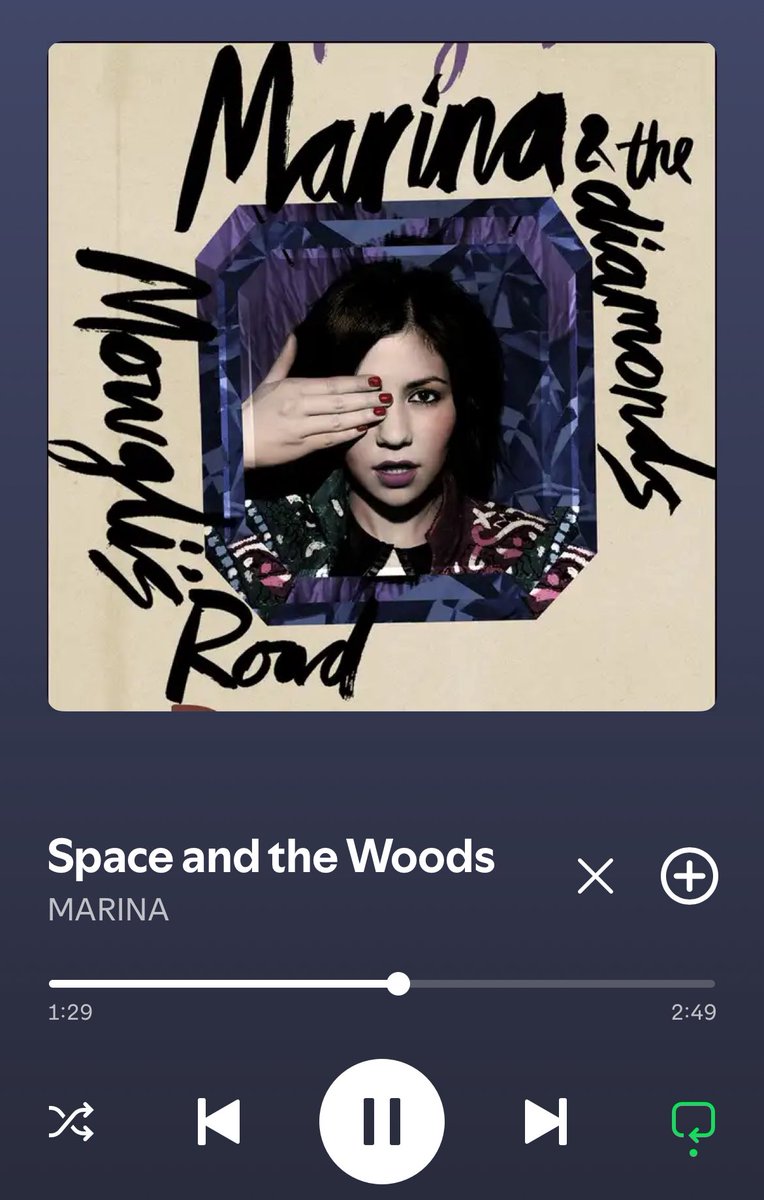 pop_jewels's tweet image. I speak for all diamonds when I say we all want Marina to return to her Space and the Woods nachos for M7