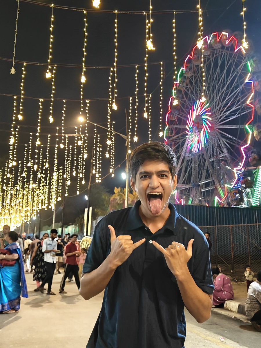 rishijadhav11_'s tweet photo. It's that time of the year https://t.co/AN0OGHdJNG