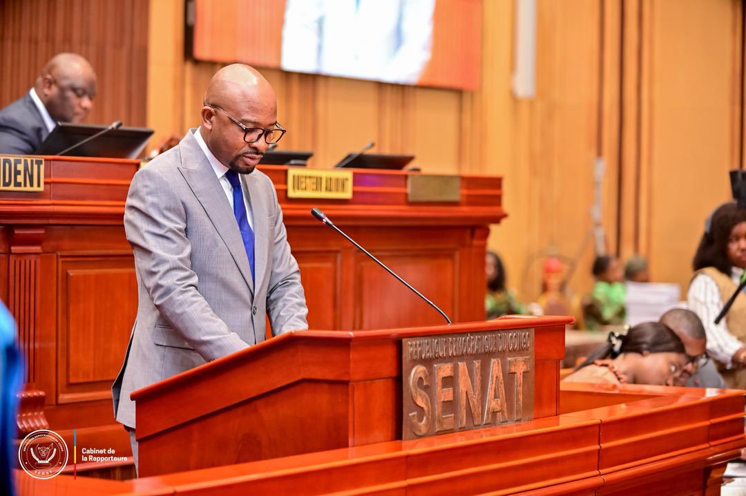 PRÉSENTATION DU RAPPORT RELATIF À L’EXAMEN ET ADOPTION DE LA PROPOSITION DE LOI-CADRE POUR LA STABILITE ET LE DEVELOPPEMENT DES MILIEUX RURAUX EN REPUBLIQUE DEMOCRATIQUE DU CONGO A LA PLÉNIÈRE DU 15 DÉCEMBRE 2025