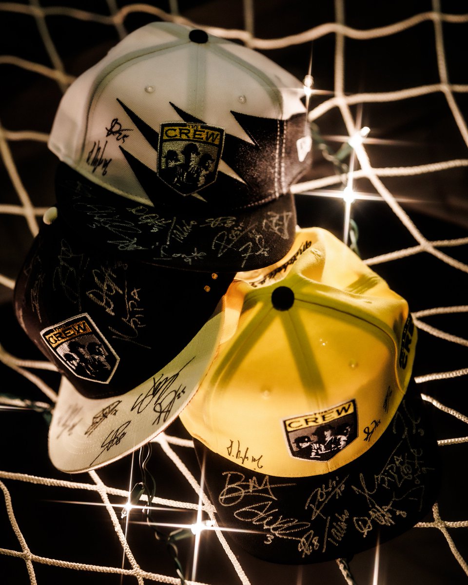 ColumbusCrew's tweet image. 3 in 1 👷‍♂️👷‍♂️👷‍♂️

Halfway there so we’ve got something special 👀 For Day 6 we will be giving away three signed Heritage Kit snapbacks. Repost and make sure you are following to be entered to win one ⬇️