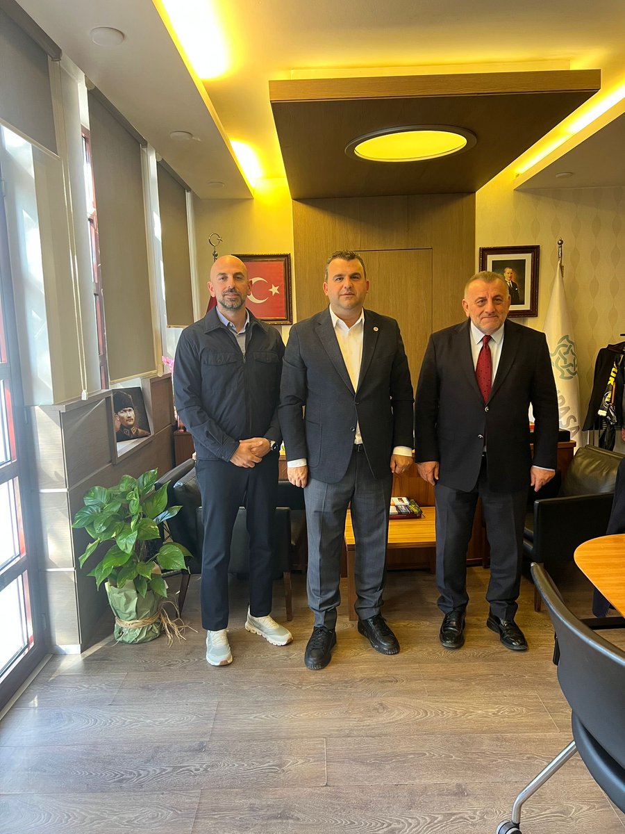 mehmeterdogan54's tweet image. Tekirdağ Süleymanpaşa  Belediyesi Başkanı Volkan Nalları ziyaret ettik.

Misafirperverliği ve hoş sohbeti için teşekkür ederim.

#devapartisi #tekirdağ