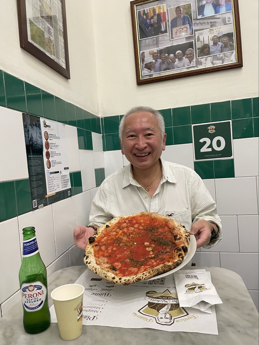 イタリア第3の都市ナポリ。ピザ発祥の地。1870年創業の超有名店「ダ