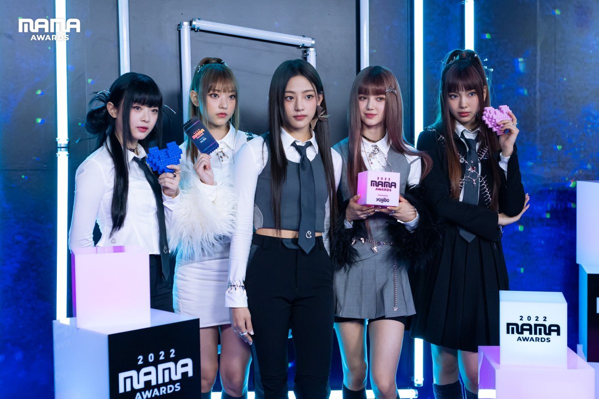 [instiz] Today's hearing that revealed NewJeans got their MAMA award taken away by Bang Sihyuk, netizens react
tinyurl.com/382k7ew3