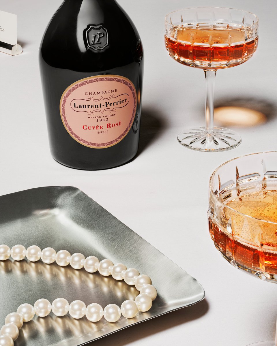 Le festività sono il momento ideale per condividere emozioni, celebrare gli incontri e creare ricordi indimenticabili, brindando con un calice di Laurent-Perrier Cuvée Rosé.
Perché ogni istante speciale merita un’eccellenza senza tempo.
#LaurentPerrier #LaurentPerrierItalia