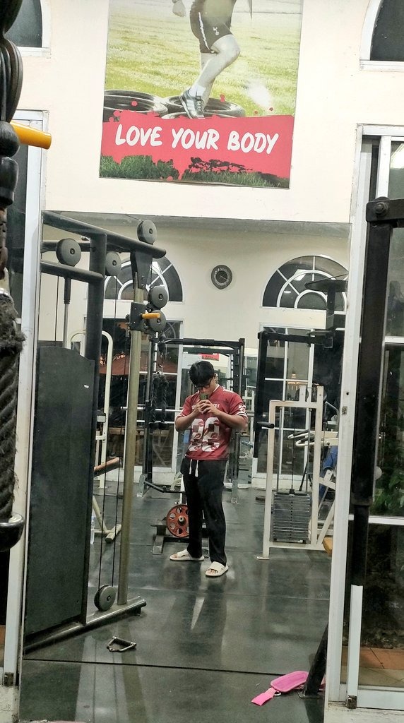 partner_alter's tweet image. partner! hi m2x nerd jakbar looking for new moots, mungkin bisa ngopi atau olahraga bareng? sender clue : grey