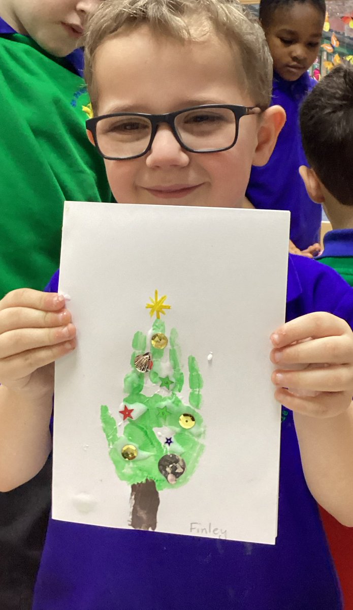 Miss Taylor tweet media