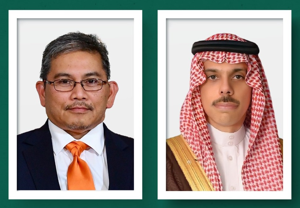 سمو وزير الخارجية الأمير فيصل بن فرحان يجري اتصالاً هاتفياً بوزير الخارجية الثاني في سلطنة بروناي دار السلام داتو إيروان بهين يوسف. صحيفة البلاد | #وزارة_الخارجية 