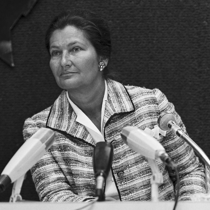 LMPositif's tweet photo. 🇫🇷 Le Parlement a adopté à l’unanimité une loi réhabilitant les femmes condamnées pour avortement avant la loi Veil de 1975. Celle-ci offre une réparation symbolique forte et une reconnaissance majeure pour affirmer ce droit fondamental, aujourd’hui de plus en plus menacé à l’international.💪 (Le Monde)

🇪🇺 Parlement européen