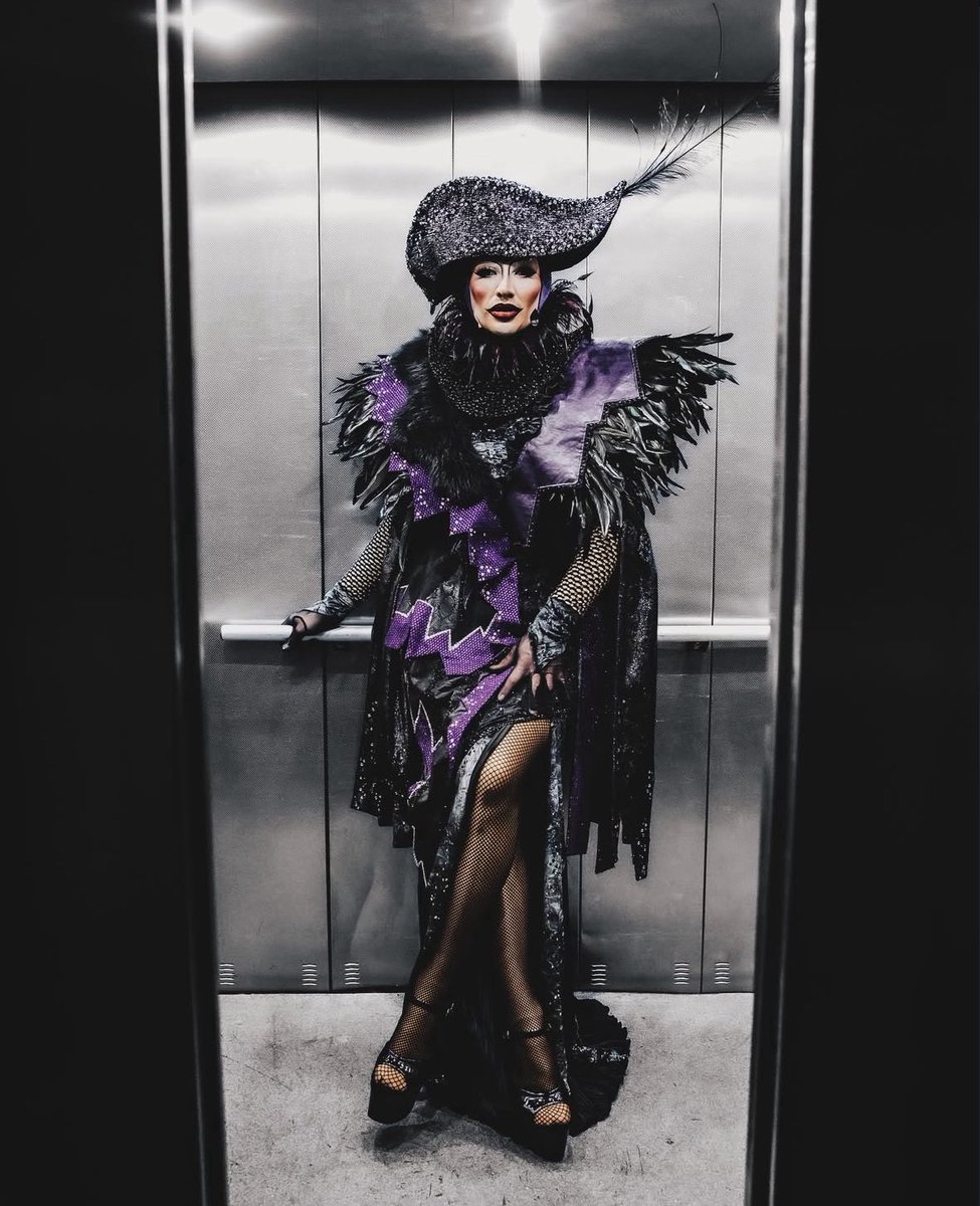 Drag Crave tweet media