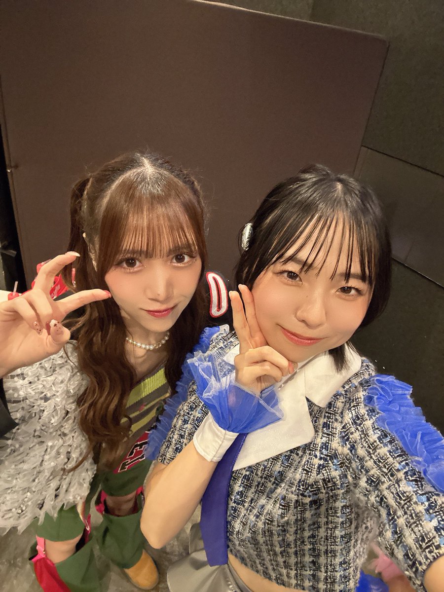 uug2_kajishima's tweet photo. お写真大会開催してくださった📷

ほんまに　#AMEFURASSHI さんの
ライブはアイドル界だけでは止まることないパフォーマンス力...ほんとうにかっこいい...

今日ステージに立つのが怖くなるくらいの圧巻で
ほんとに素敵でした🥹🫶

たくさんお話しできて嬉しかった〜🫶
ありがと��ございました😭 https://t.co/fRdyJ4StZl
