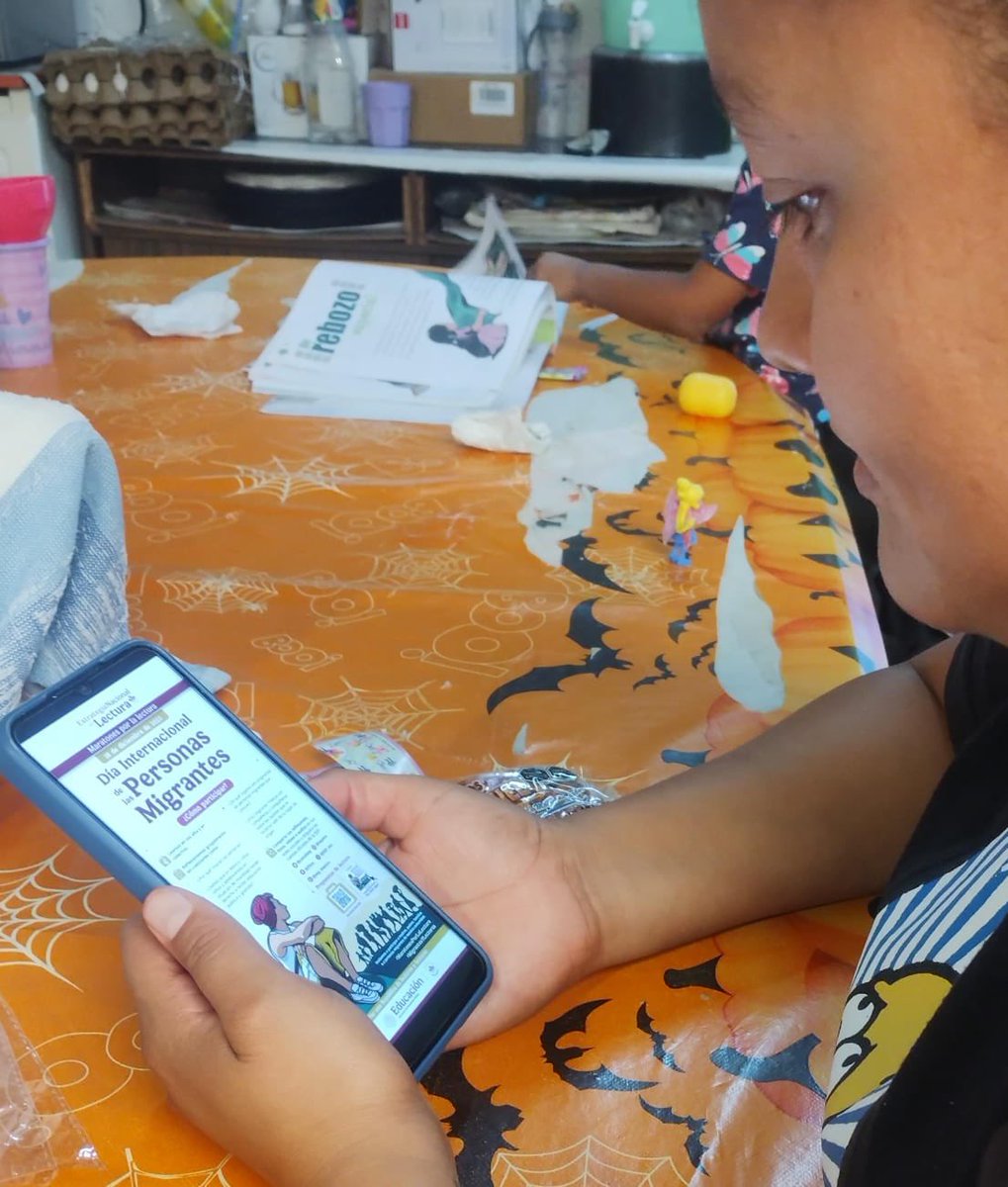 SandraYazmn2's tweet photo. 📖❤️ Trabajar juntos es crecer juntos.
En el dia internacional de las personas migrantes. ¡Gracias a las familias por ser parte del
Proceso y por convertir la reflexión en un momento de encuentro y aprendizaje!
#SEP_mx
#MaratonesPorLaLectura
#MigrantesYLecturas https://t.co/ugSSqzlYJI